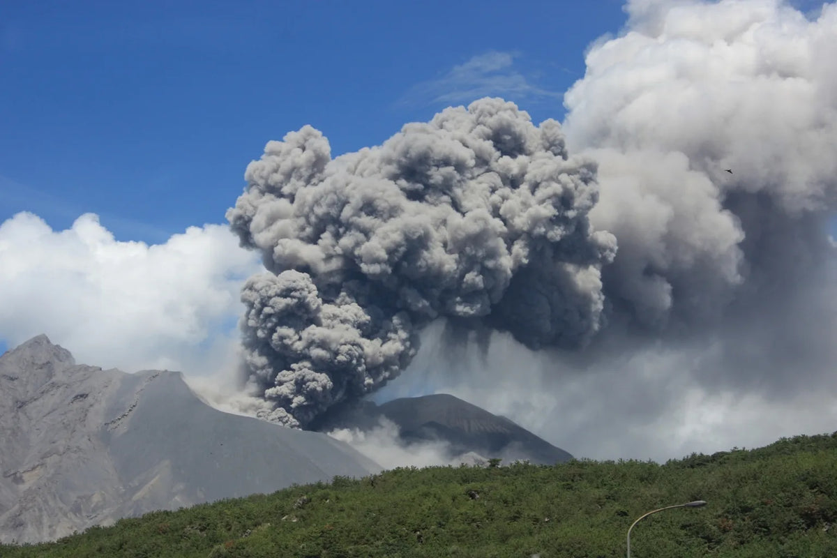 Massive ash cloud rising from Sakurajima volcano eruption
