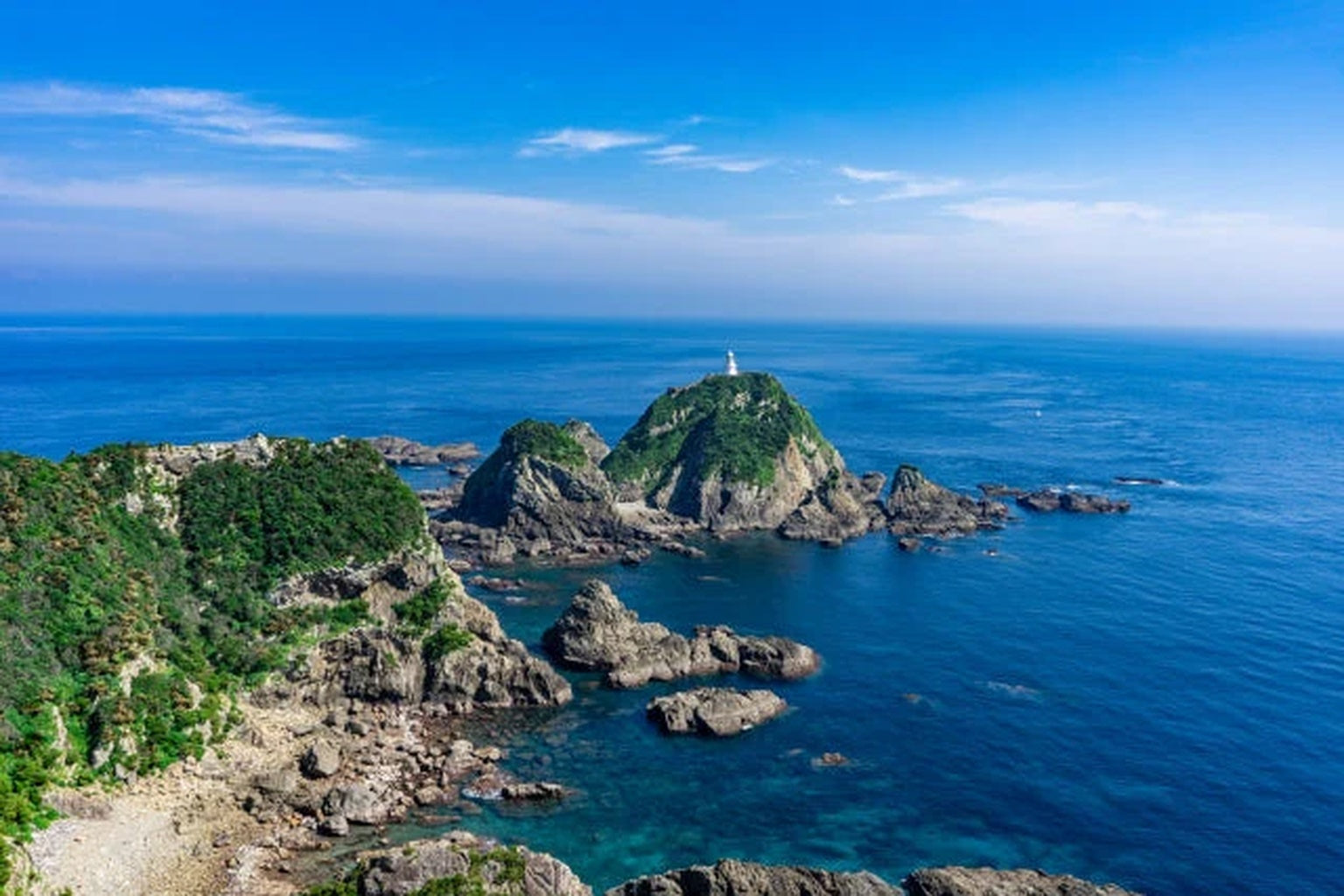 Cape Sata in Minami-Osumi, Kagoshima — Japan’s southern edge, where the spirit of ONSENSUI 99 flows from nature to the world.